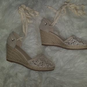 👡Eva and zoe  wedges👡